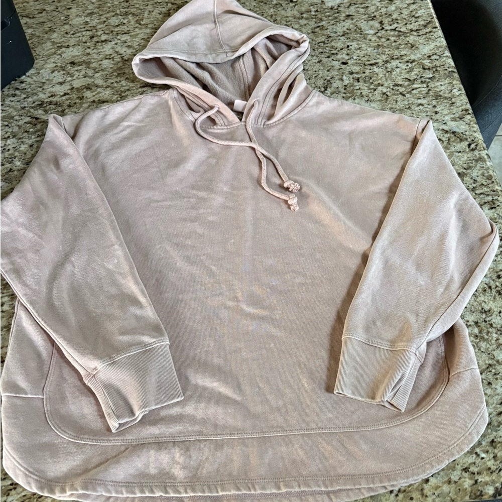 Universal Thread Women’s Hooded sweatshirt